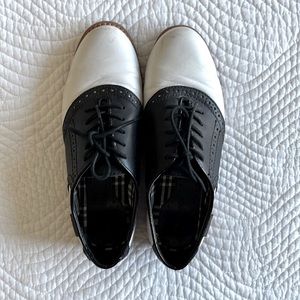 Women’s black and white shoes